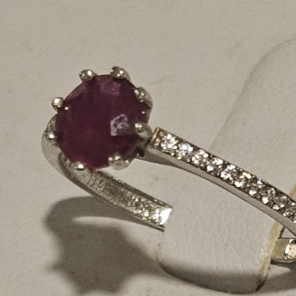 Natural Ruby Ring - Picture 3 of 7